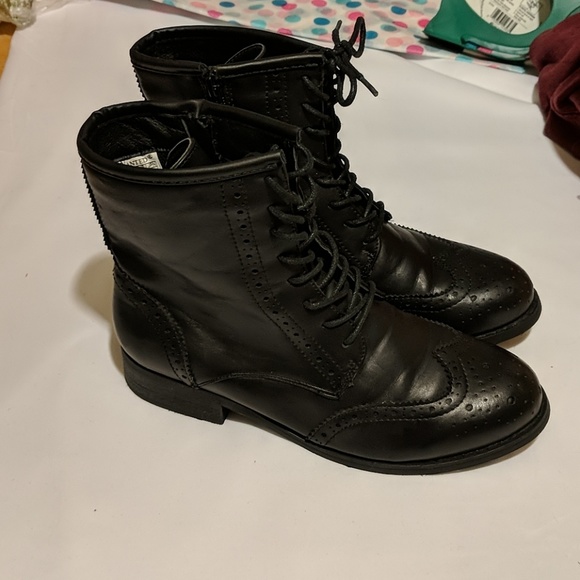 Wanted Shoes - Wanted Black zipper boots